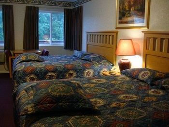 Rocky River Inn New Milford エクステリア 写真